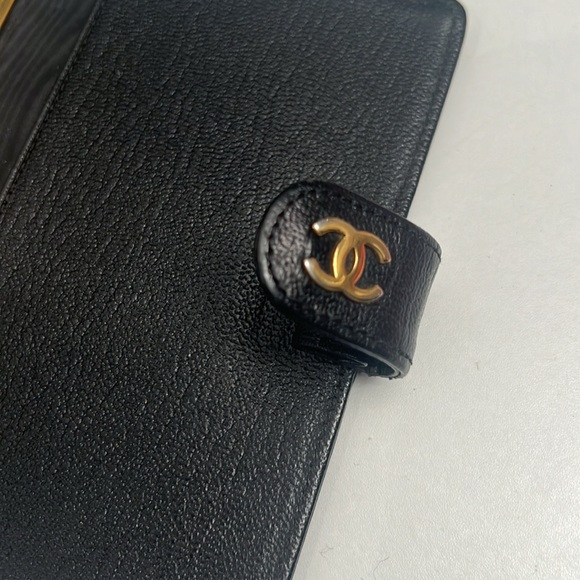 CHANEL AGENDA Black Leather with Binder Rings 4”x5.5” - Picture 6 of 9